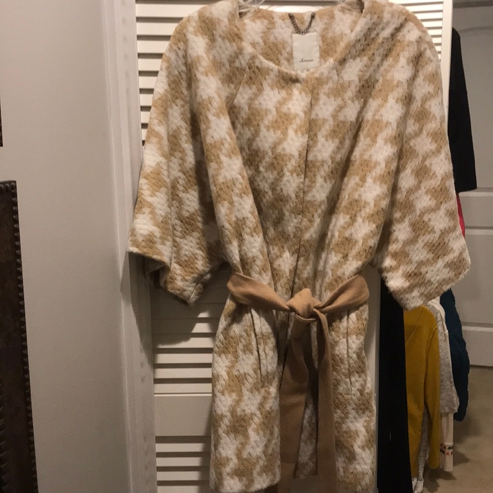 Elevenses 3/4 length houndstooth jacket with belt